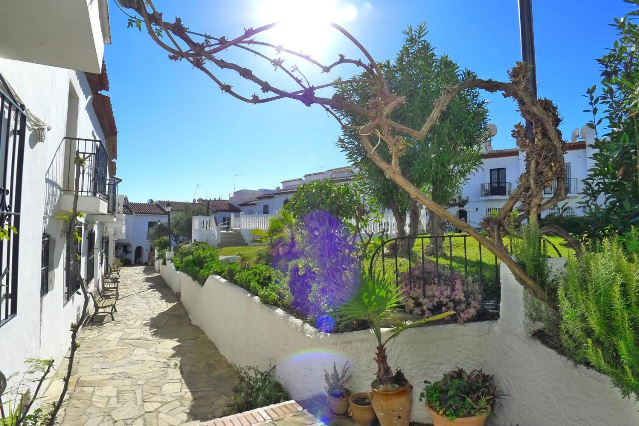 R1358 La Hacienda 10 A Apartment Nerja Bagian luar foto